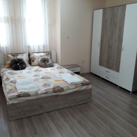 Apart Magic Kurdzhali Ngoại thất bức ảnh