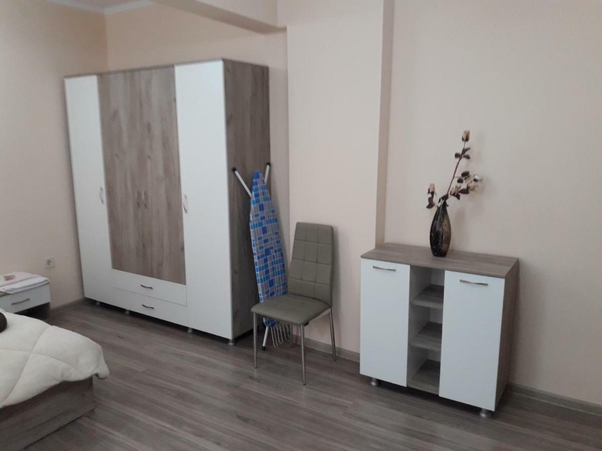 Apart Magic Kurdzhali Ngoại thất bức ảnh